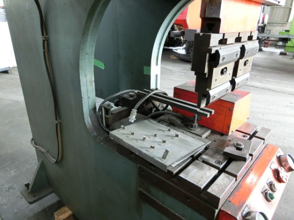 337506_4.jpg